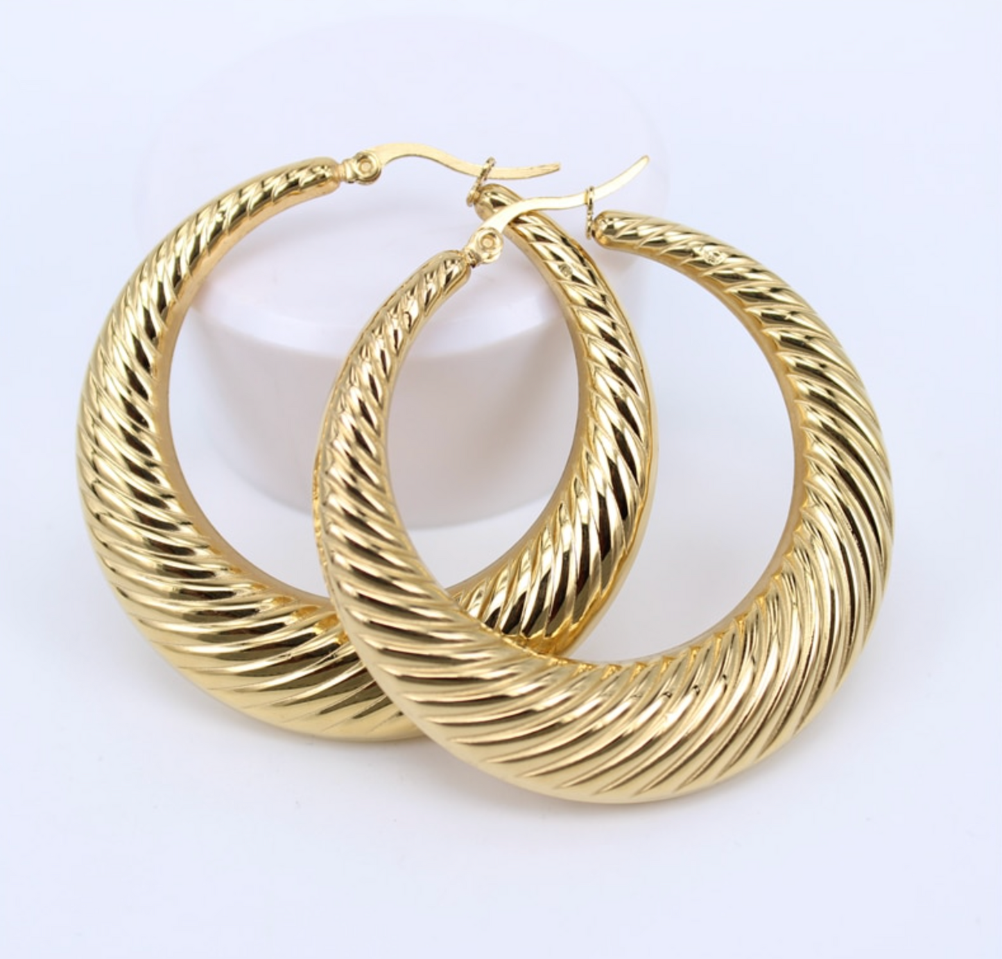 Lolita Hoops